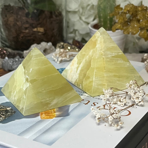 Lemon Calcite Pyramid