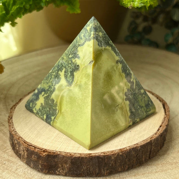 New Jade (Serpentine) Pyramid - Balance & Vitality