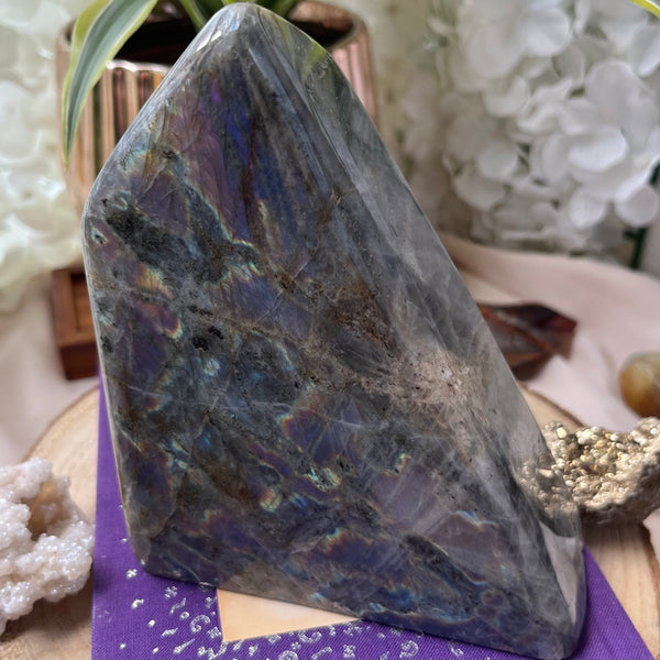 Labradorite Freeform (Purple Flash) - Magic & Clairvoyance