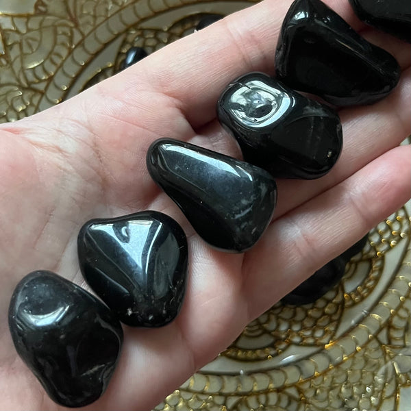 Black Onyx Tumblestones - Inner Strength & Energy Healing