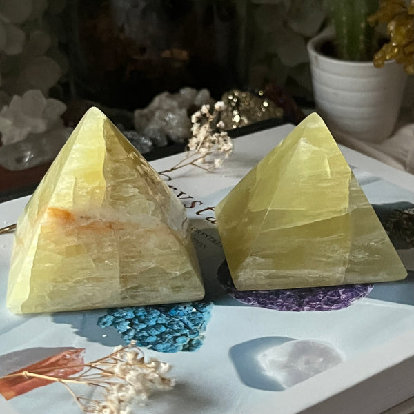 Lemon Calcite Pyramid