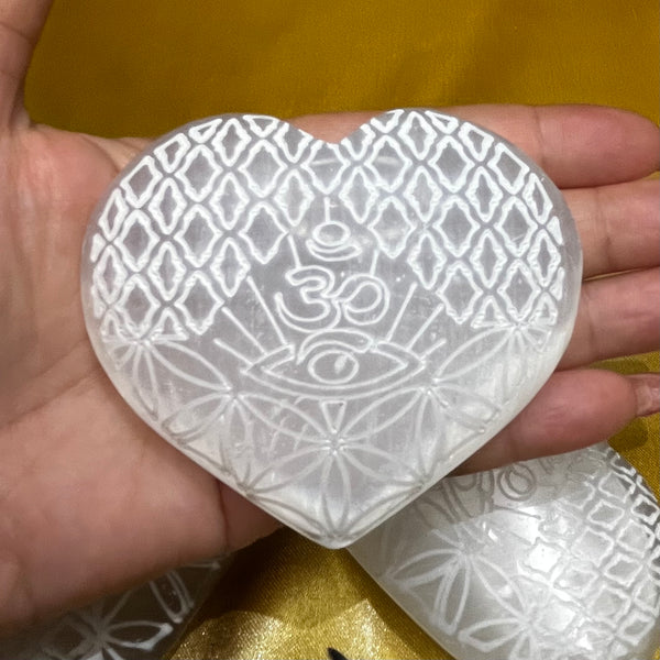 Selenite Heart - Cleansing & Purification