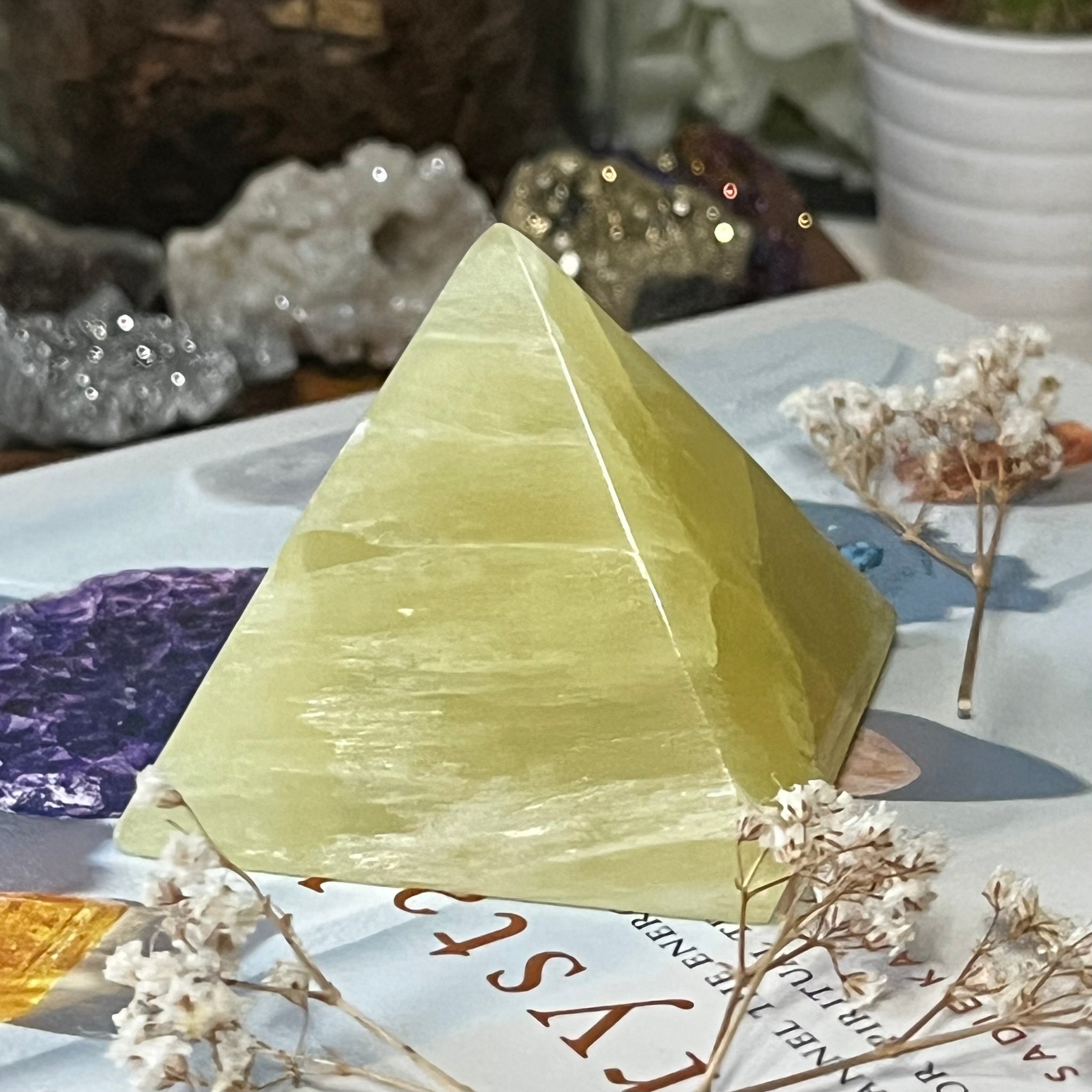 Lemon Calcite Pyramid