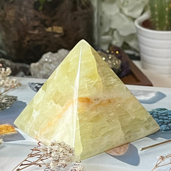 Lemon Calcite Pyramid