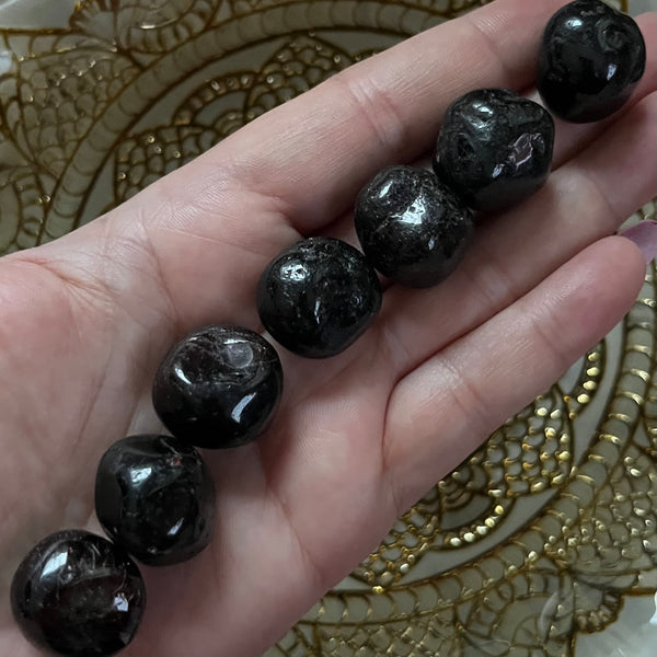 Garnet Tumblestones - Vitality & Magnetism