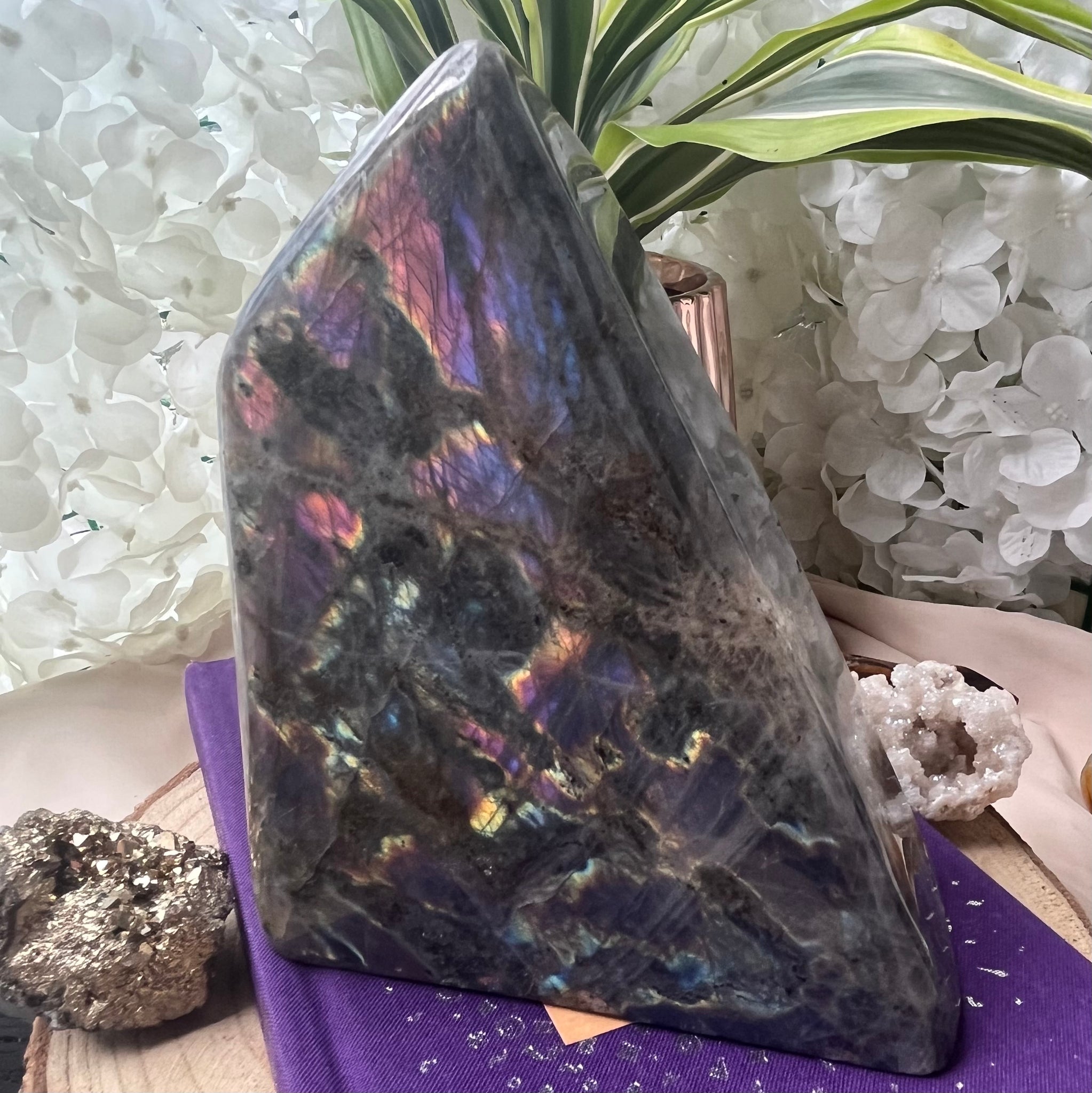 Labradorite Freeform (Purple Flash) - Magic & Clairvoyance